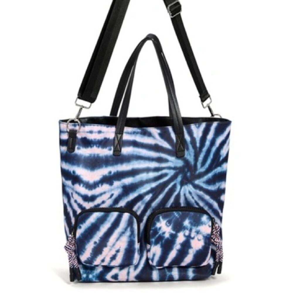Like Dreams Be Good Tote